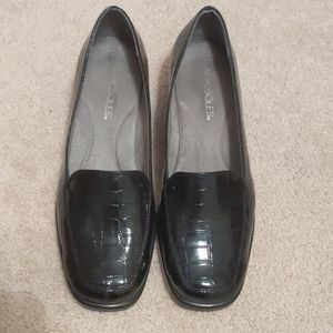 Aerosoles 7W Final Exam Black Leather Croc Wedges